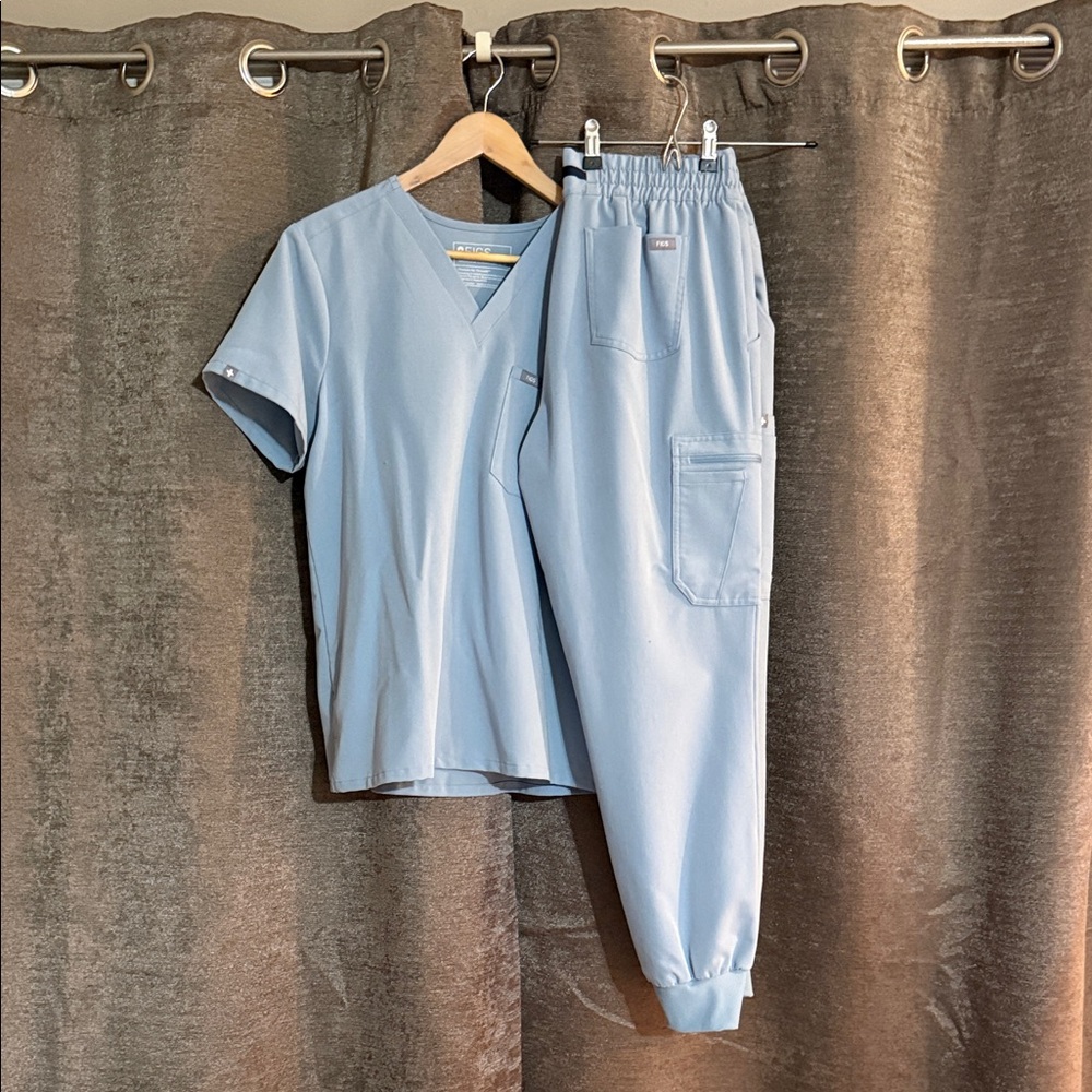Figs Sky Blue Scrub Set